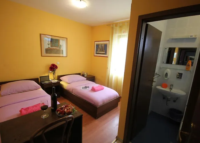 Casa de hóspedes Micika 3*